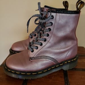 Made in ENGLAND  Vintage Dr Martens